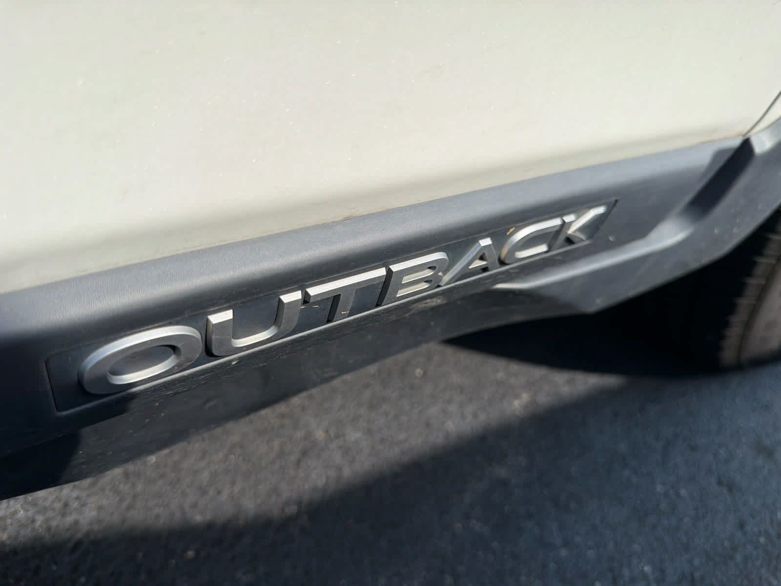 Used 2015 Subaru Outback 2.5i Premium AWD/4WD image 13