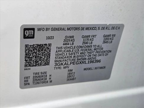 Used 2024 GMC Terrain SLT image 23