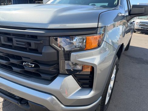 Used 2026 Chevrolet Silverado 1500 Custom RWD image 9