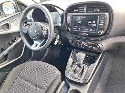 Used 2024 Kia Soul LX w/ Option Group 015 image 24