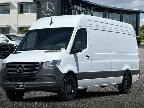 New 2026 Mercedes-Benz Sprinter 2500 image 8