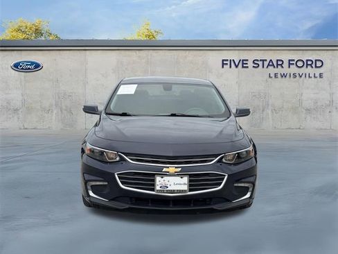 Used 2017 Chevrolet Malibu LT FWD image 8
