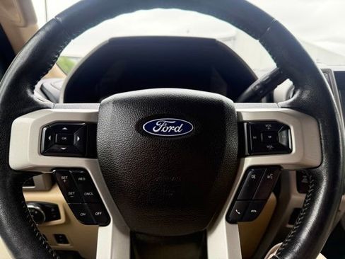 Used 2018 Ford F350 Lariat w/ Lariat Ultimate Package AWD/4WD image 20