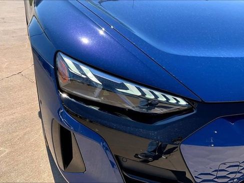 Used 2023 Audi RS e-tron GT w/ Carbon Performance Package image 30