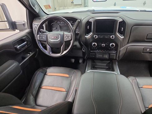 Used 2023 GMC Sierra 2500 AT4 AWD/4WD image 12