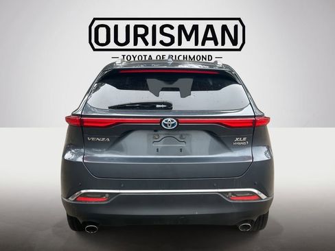 Certified 2021 Toyota Venza XLE w/ Softex Package image 6