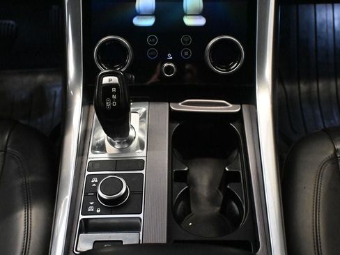 Used 2019 Land Rover Range Rover Sport HSE AWD/4WD image 16