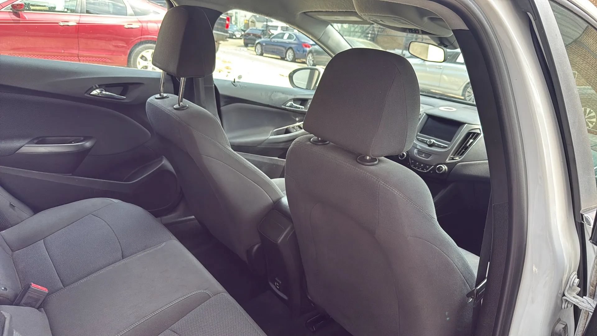 Used 2019 Chevrolet Cruze LT w/ LT Fleet Convenience Package FWD image 17