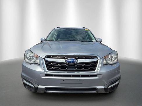 Used 2018 Subaru Forester 2.5i Premium w/ All-Weather Package AWD/4WD image 2