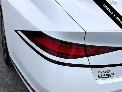 Used 2025 Genesis G90 3.5T AWD/4WD image 22
