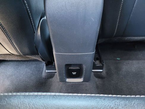 Used 2021 Ford EcoSport Titanium FWD image 18