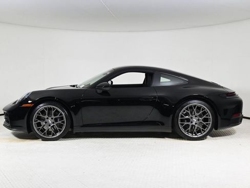 Used 2025 Porsche 911 Carrera w/ Sport Chrono Package RWD image 2