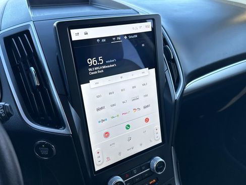 Certified 2022 Ford Edge SEL w/ Convenience Package image 20