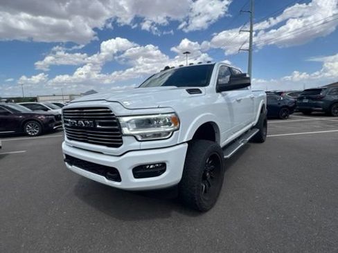 Used 2022 RAM 2500 Laramie AWD/4WD image 1