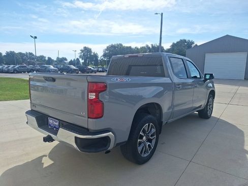 Used 2024 Chevrolet Silverado 1500 LT AWD/4WD image 17