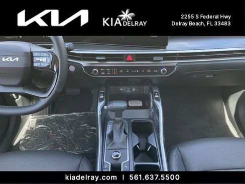 New 2026 Kia Sorento S image 13
