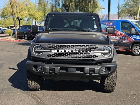 New 2025 Ford Bronco Badlands image 2