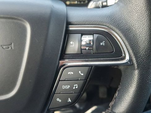 Certified 2023 Lincoln Nautilus AWD image 22