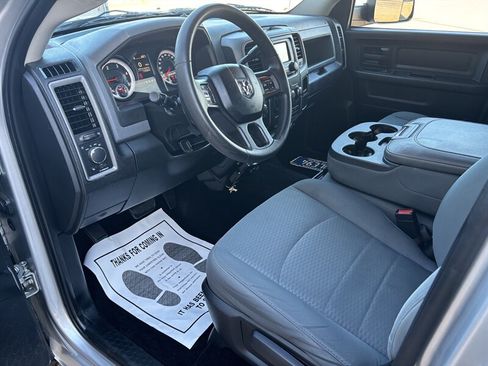 Used 2015 RAM 2500 Tradesman w/ Chrome Appearance Group AWD/4WD image 10