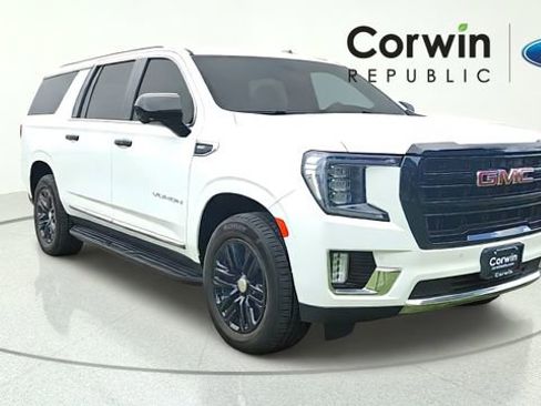Used 2024 GMC Yukon XL SLT AWD/4WD image 1