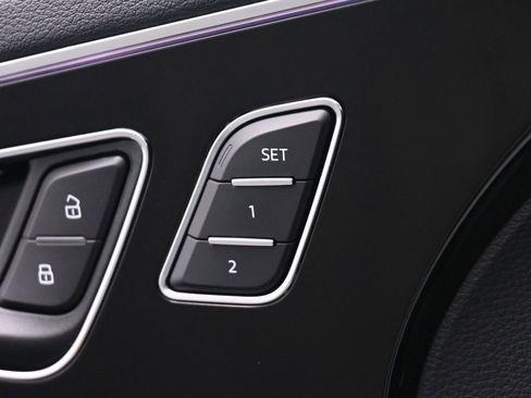 Used 2018 Audi Q7 3.0T Prestige image 40