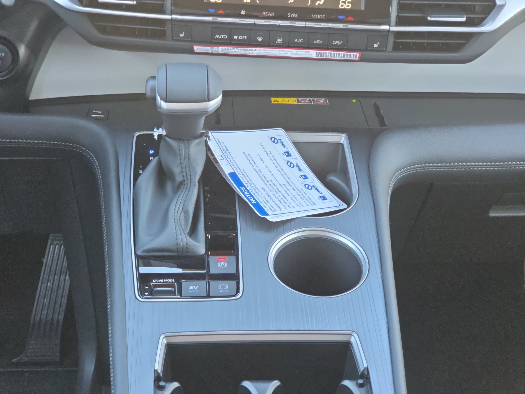 New 2026 Toyota Sienna XLE AWD/4WD image 26