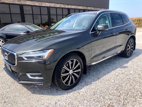 Used 2020 Volvo XC60 T5 Inscription image 2