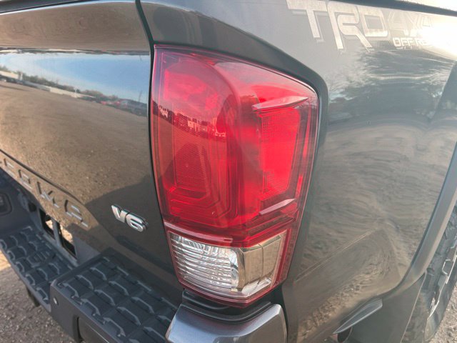 Used 2017 Toyota Tacoma TRD Pro AWD/4WD image 12