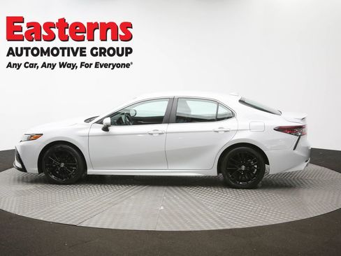 Used 2024 Toyota Camry SE image 61