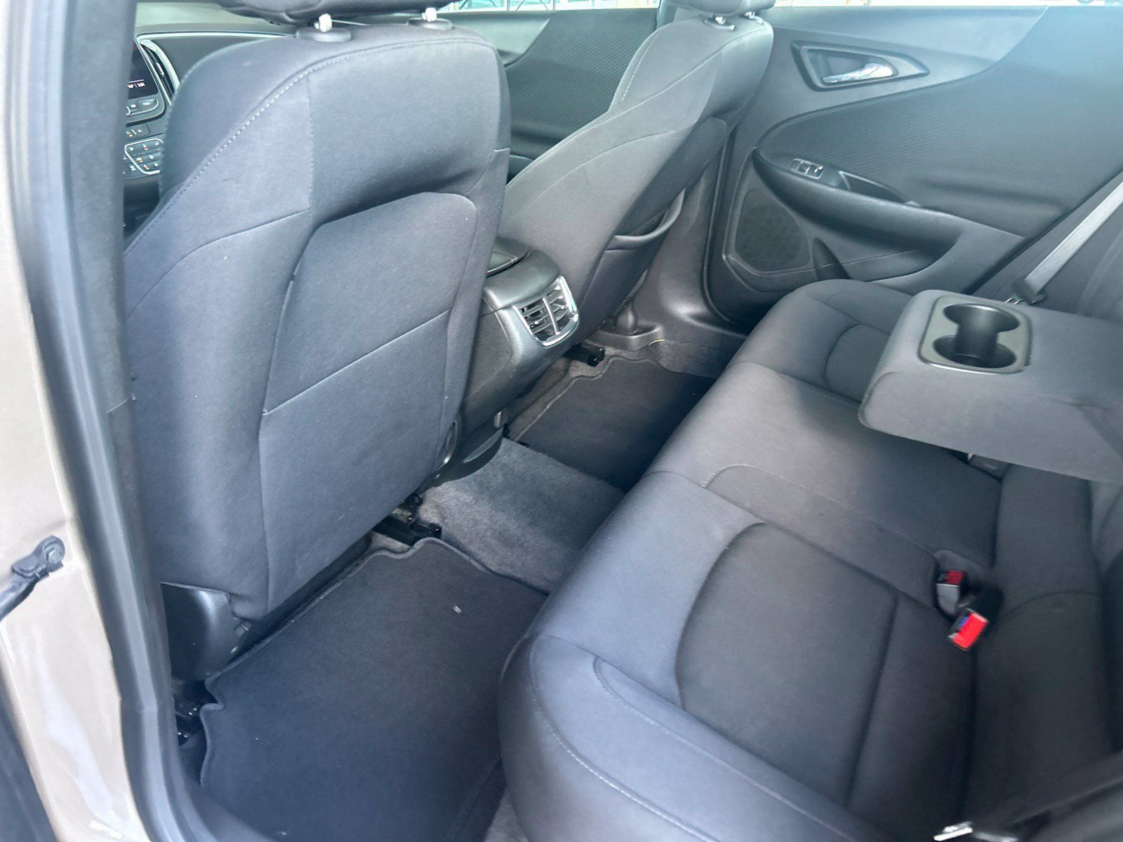 Used 2024 Chevrolet Malibu LT FWD image 17