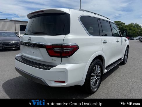 Used 2023 Nissan Armada SL w/ Captain's Chairs Package AWD/4WD image 8