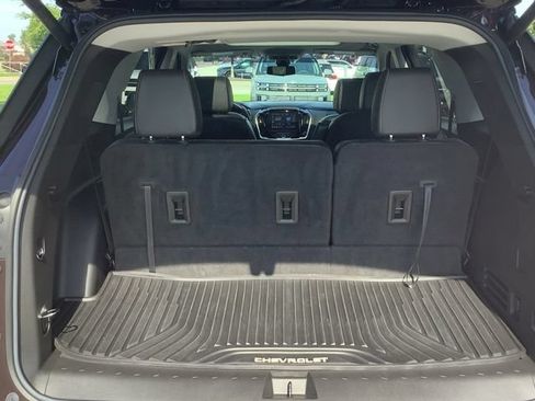 Used 2021 Chevrolet Traverse Premier AWD/4WD image 25