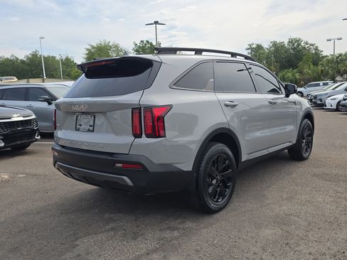 Certified 2022 Kia Sorento S w/ Panoramic Sunroof Package AWD/4WD image 8