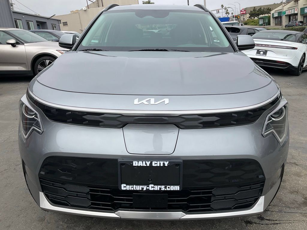 Used 2024 Kia Niro Wind FWD image 2