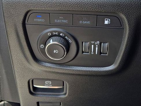 Certified 2023 Jeep Grand Cherokee 4WD 4xe image 27