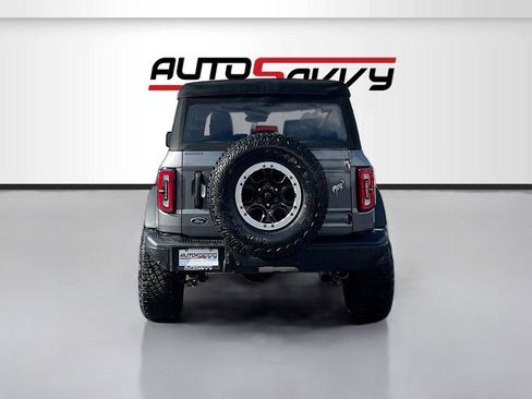 Used 2024 Ford Bronco Badlands image 6
