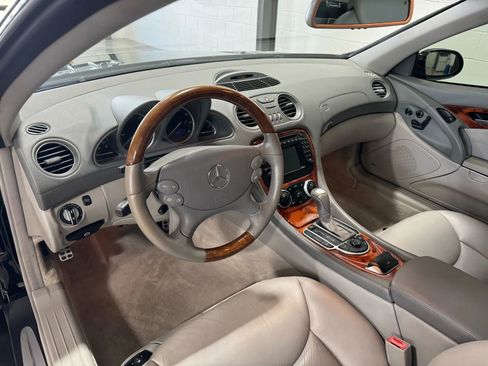 Used 2003 Mercedes-Benz SL 500 image 8