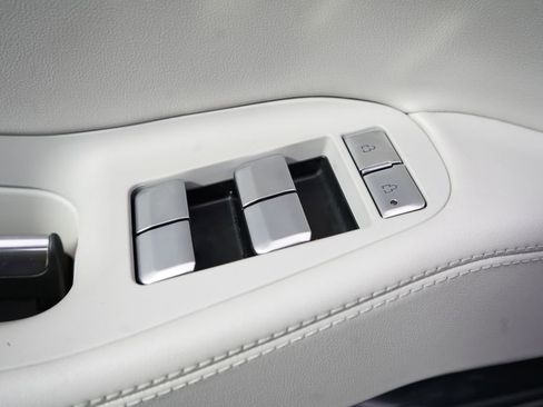New 2026 Lincoln Navigator Reserve AWD/4WD image 24