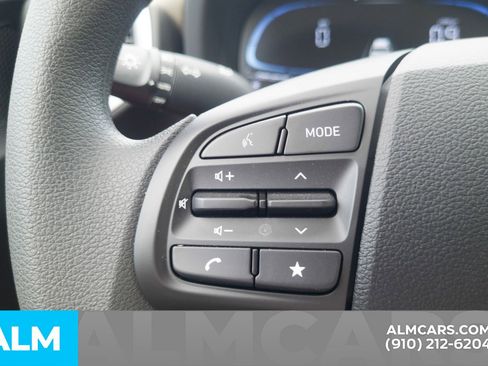 Certified 2026 Hyundai Venue SE image 27