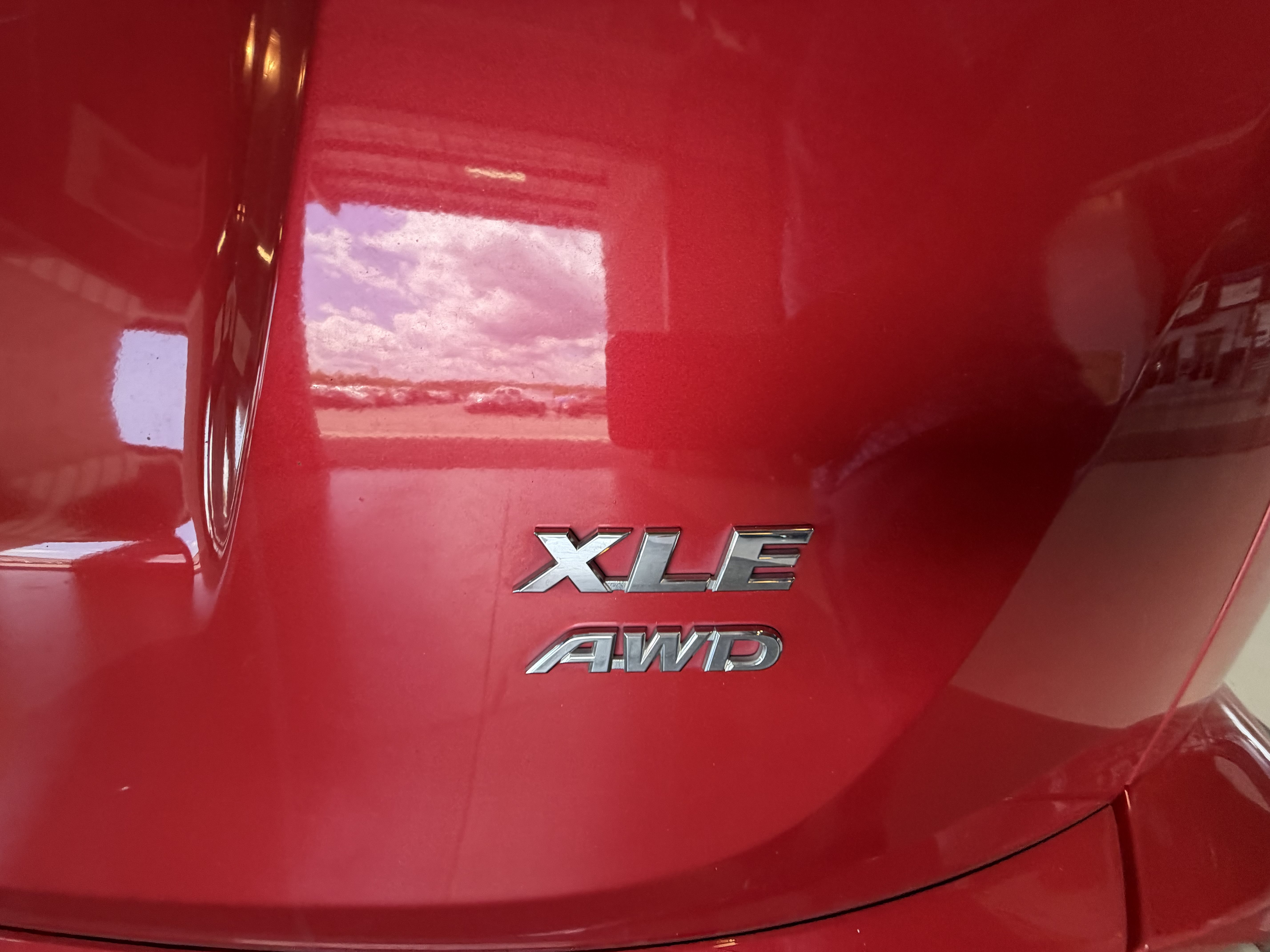 Used 2017 Toyota RAV4 XLE w/ Carpet Mat Package AWD/4WD image 22