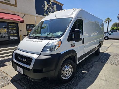 Used 2021 RAM ProMaster 3500 FWD image 1