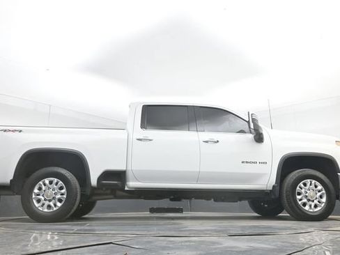 Used 2023 Chevrolet Silverado 2500 LTZ AWD/4WD image 46