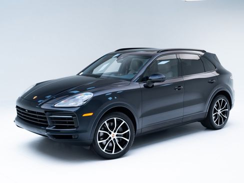 Certified 2022 Porsche Cayenne S Platinum image 1