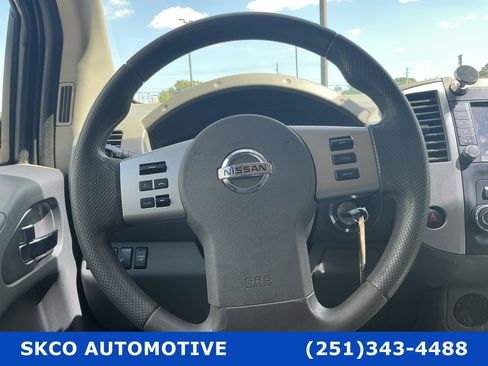 Used 2019 Nissan Frontier SV image 18