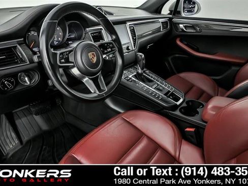 Used 2018 Porsche Macan GTS image 13