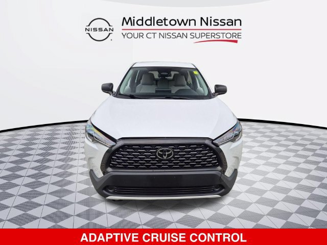 Used 2023 Toyota Corolla Cross L AWD/4WD image 9