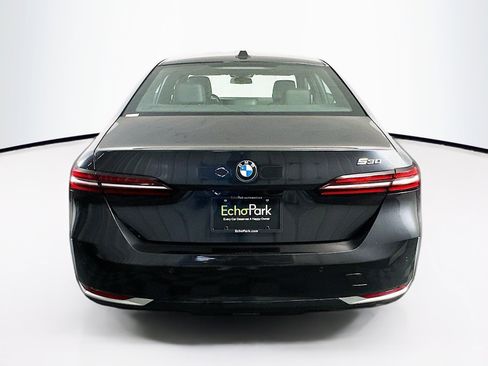 Used 2024 BMW 530i image 7