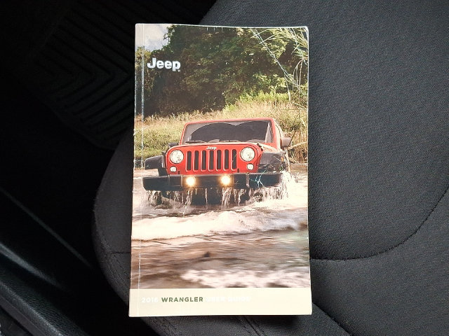 Used 2016 Jeep Wrangler Unlimited Sport w/ Quick Order Package 24S AWD/4WD image 23