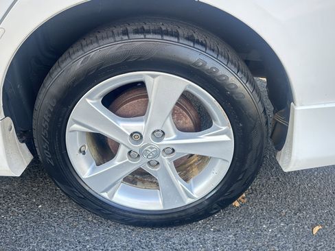 Used 2012 Toyota Corolla S image 21