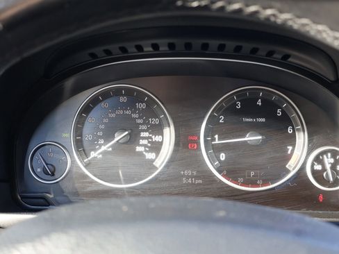 Used 2011 BMW 535i xDrive 535i xDrive Sedan 4D image 24